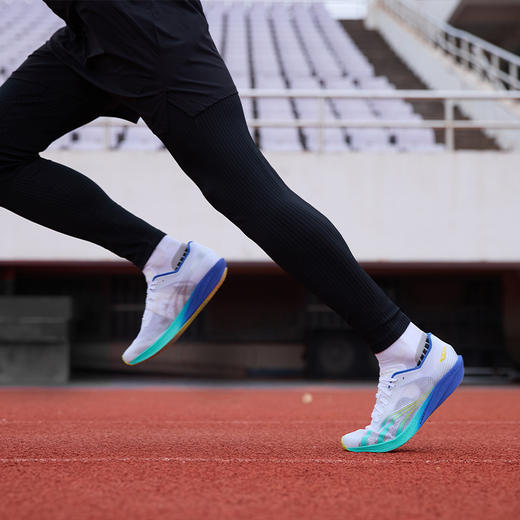 多威隐忍2代薄底场地竞速男女超临界训练跑鞋MR53260 商品图9