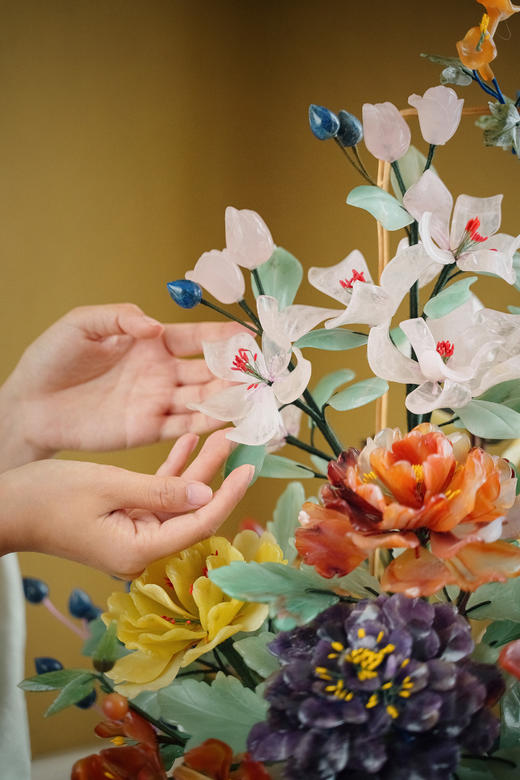 【已售】独角鹿西洋古董20世纪50-70年代中国创汇时期出品景泰蓝盆装饰「玉堂富贵」主题珍宝像生盆景一对 商品图4