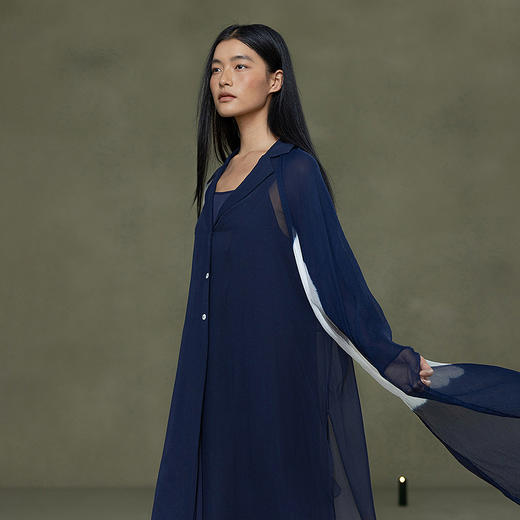 【林栖设计小店】植物染色|手工花绞真丝宽松百搭2026春新款连衣裙三件套1961027 商品图0