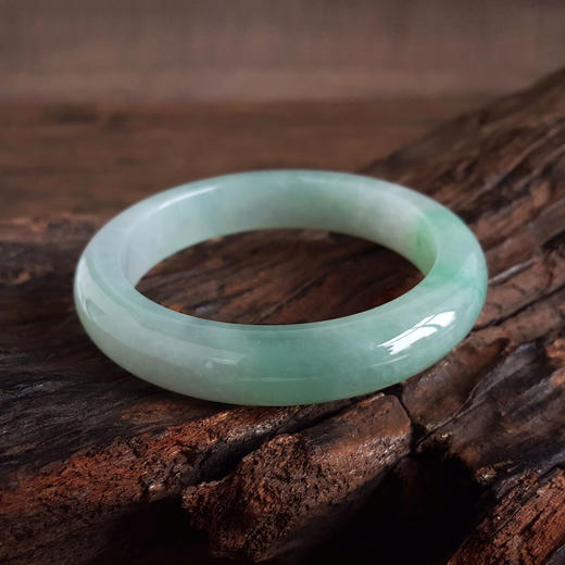 【天然正品】A货翡翠天然精品正桩细腻糯冰种飘绿花55.5号翡翠手镯55.5号（皆取最大值）290126NJM21 商品图6