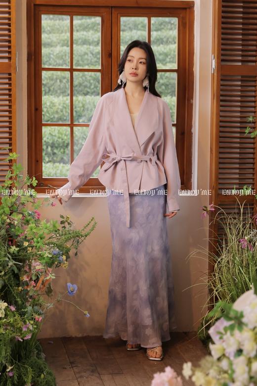 【门店同款】ENJOY春季“柔光芳序”法式翻领收腰外套 169100154 商品图6