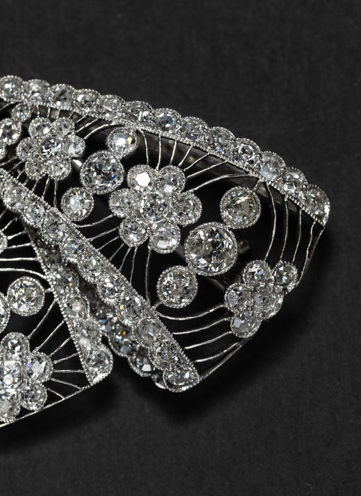 独角鹿西洋古董20世纪初法国出品美好时代风格18K白金镶嵌钻石蝴蝶结造型胸针 商品图5