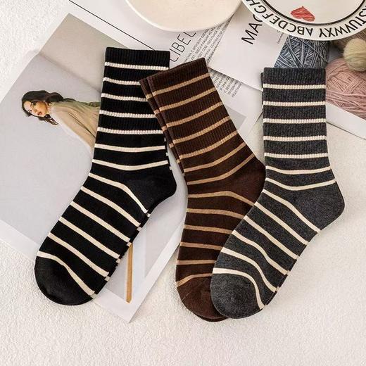 春节不打烊【软糯亲肤❗️舒适百搭】袜子美拉德女中筒中筒黑白条纹韩版百搭ins学院潮百搭运动长袜休闲。jd 商品图3