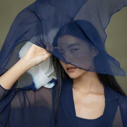 【林栖设计小店】植物染色|手工花绞真丝宽松百搭2026春新款连衣裙三件套1961027 商品图2