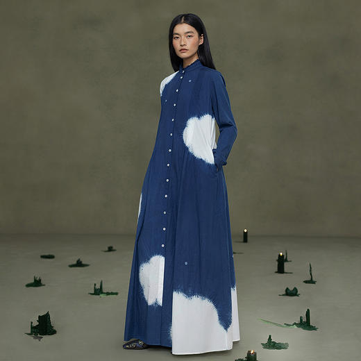 【林栖设计小店】植物染色|手工植物蓝丝棉牙签褶2026春新款立领连衣裙1961173 商品图1