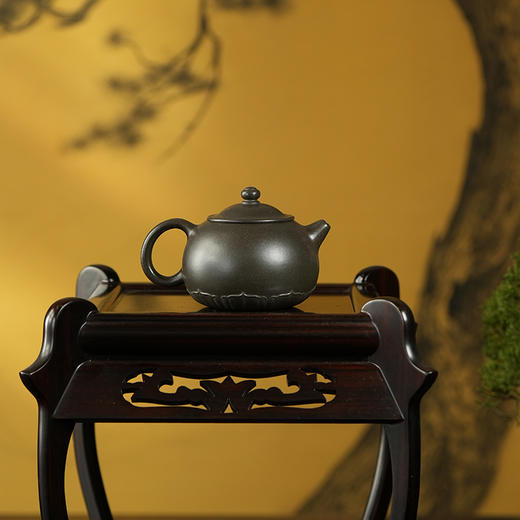 龙德堂陶艺 汤宣武 作品《莲波》九龄君子兰 190cc 库存请咨询客服 商品图3