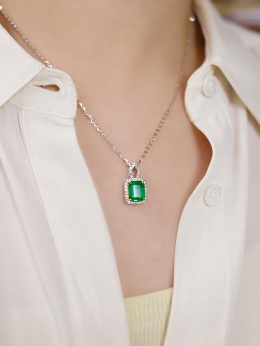 1.685克拉刻面祖母绿吊坠 商品图3