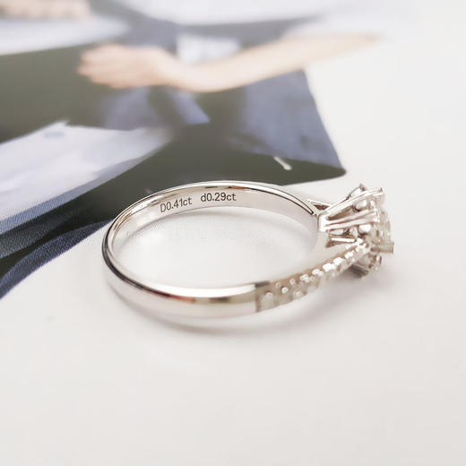 【天然正品】AU750白金经典简约花朵造型0.41克拉钻石戒指13号（戒圈可改）080226NJM21 商品图4