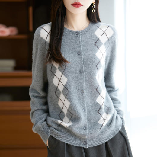 「2件减20元」72小时 AVANN软糯显白的「针织开衫」，春天穿松弛又明媚！ 商品图4