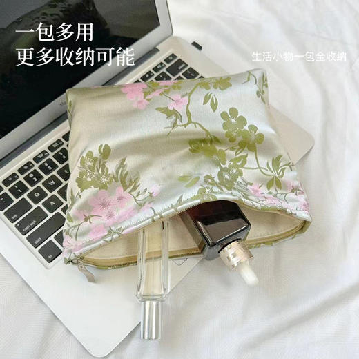 绸缎早樱收纳包 商品图4
