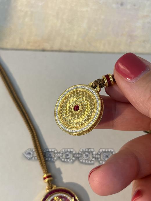 【开年鸿运首饰之‘币’定发财】红宝金刚杵罗盘 银镀金项链吊坠新年礼物（非质量问题不退不换） 商品图4
