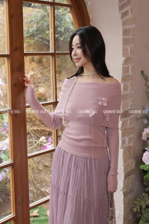 【门店同款】ENJOY春季“柔光芳序”玫瑰呓语针织上衣 169249080 商品图6