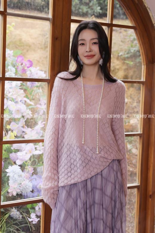 【门店同款】ENJOY春季“柔光芳序”羽毛镂空针织上衣 169261783 商品图4