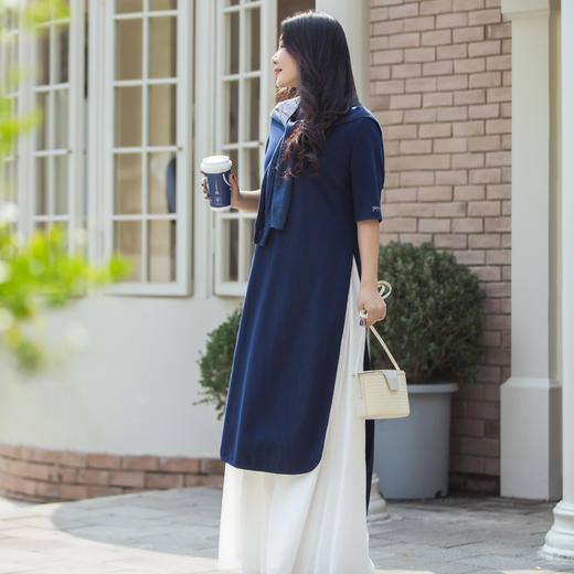 【林栖设计小店】植物染色|手工植物蓝简约百搭多色2026春新款开衩T恤1961018 商品图2