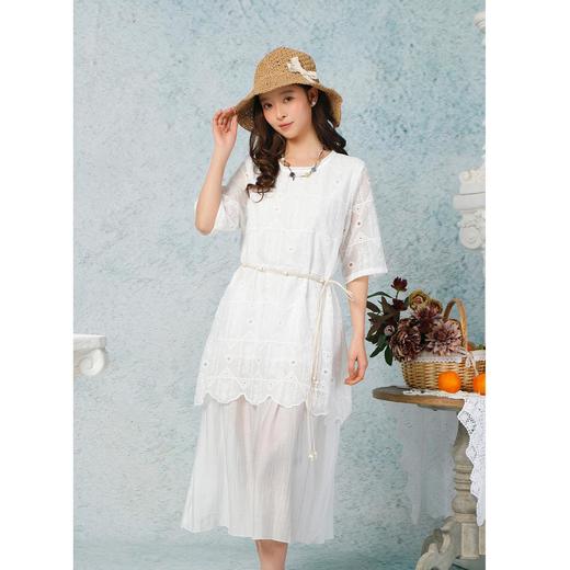 气质温柔镂空绣花连衣裙-纪念日百货门店同款169604230 商品图1
