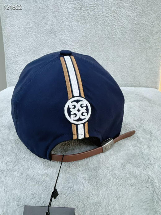 韩单G4新款高尔夫休闲鸭舌帽。深蓝均码
包裹性极好，很好的防晒透气效果，男女同款，可调节大小 商品图5
