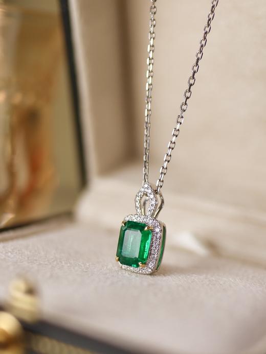 1.685克拉刻面祖母绿吊坠 商品图2