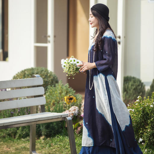 【林栖设计小店】植物染色|手工云绞丝麻百搭多色宽松开衩2026春新款衬衣1961025 商品图3