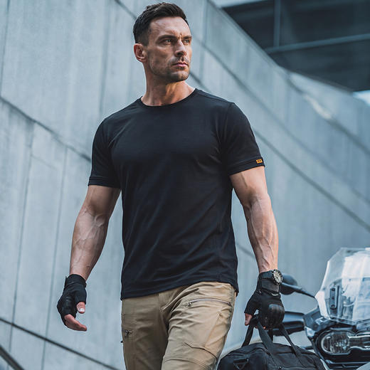 龙牙秘战短袖圆领T恤 商品图0