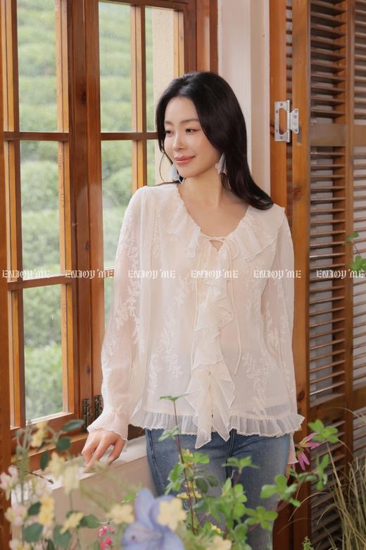 【门店同款】ENJOY春季“柔光芳序”荷叶边刺绣上衣 169743248 商品图2