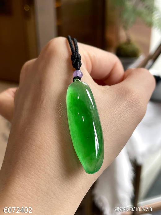 玻璃种阳艳绿福瓜素件【6072402】具体价格微信咨询 商品图3