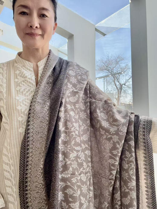 卡尼披巾。100*200。100%Cashmere 商品图9