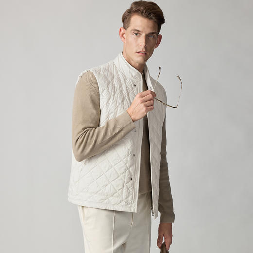 菱格绗鹅绒马甲 商品图1