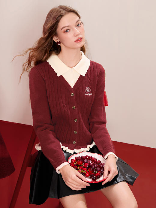 【百图lulu定制】【樱桃红了针织衫】假两件 衬衫式V领 显脸小 红色 套头衫 商品图0