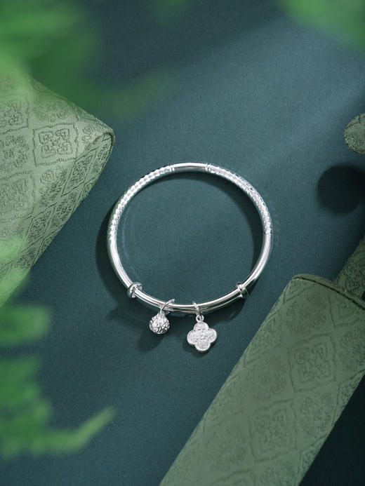 子佩集【四叶缘牵】银S999手镯【SZ009307】四叶草吊球切面2602 商品图3