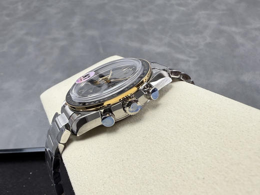 N1 Factory，"阿波罗11号"50周年限量版➕限量推荐：欧米茄超霸系列310.20.42.50.01.001腕表。精钢表壳表链，抛光黑色氧化锆陶瓷表圈饰有OMEGA Ceragold测速刻度❕ 商品图14