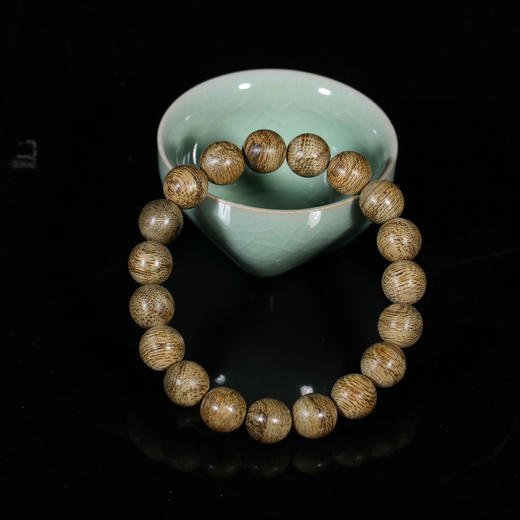 AN0207-3 文莱老料手串 11.7mm*19颗 9克多 商品图0