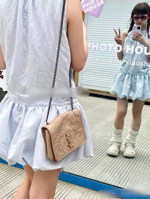 YSL Niki mini 奶茶色 牛皮 翻盖包 商品图3