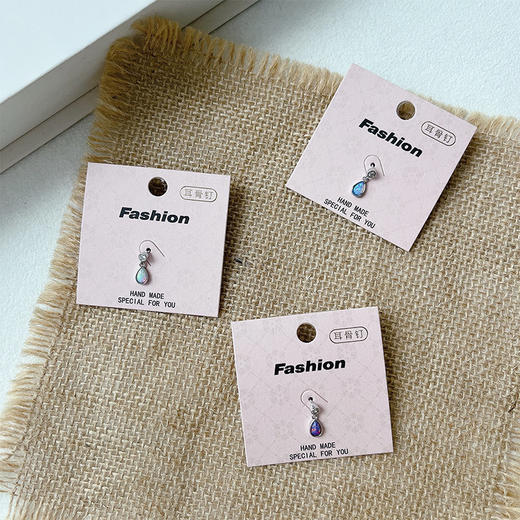 彩色水滴医用钛钢耳饰-纪念日百货门店同款162895530 商品图1