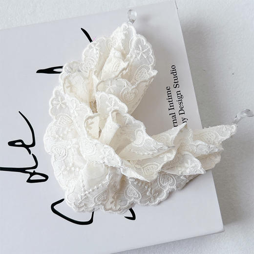 甜美风花边蕾丝香蕉夹发夹-纪念日百货门店同款169256765 商品图1