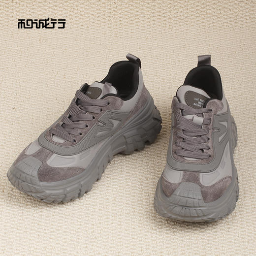 和诚行2026春季新款舒适厚底复古运动百搭男式休闲鞋0551286 商品图4