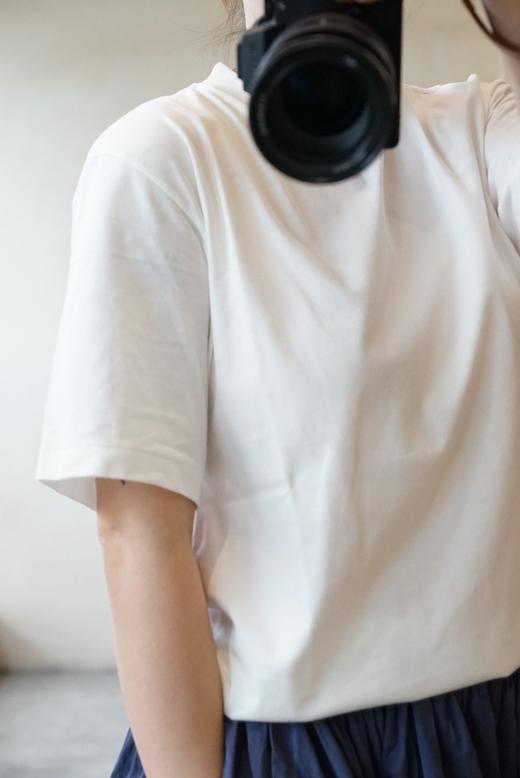 Auralee 轻盈圆领短袖T恤(2色可选) 商品图2