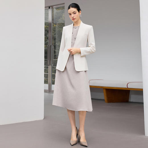 IWY/米色轻奢优雅风一粒扣米白色西装外套女职业正装高级感气质教师连衣裙工作服25CQ921 商品图6