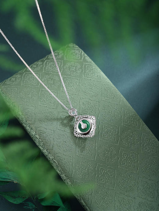 子佩集【碧华盈瑞】银S925套链项链【TL016618】绿玉髓菱四叶草形平安扣内圆外方2602 商品图3
