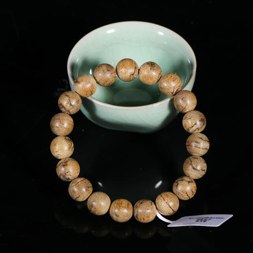 AN0207-17-15 柬埔寨手串 11.5mm *19颗 11.26g 商品图0