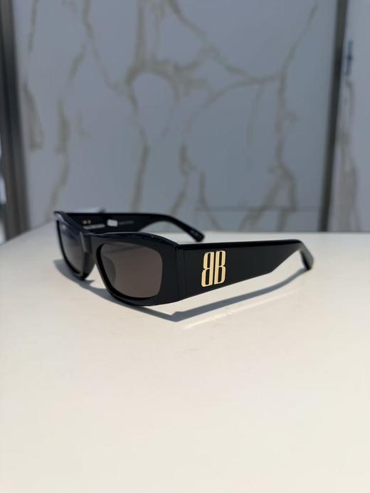 开云眼镜 巴黎世家 太阳眼镜女  BB0478S-001-F【不退不换，介意勿拍】 商品图1