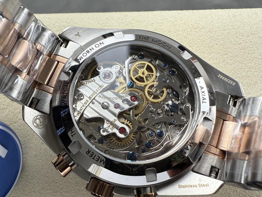 N1 Factory 欧米茄 透底 超霸系列月球表3861机芯
搭配新款5珠表带，每排五片拱形表节的表链带，佩戴舒适度和质感有更好体验。整个手表基于正品original 原版开模的精品 无可挑剔❕❕❕ 商品图13