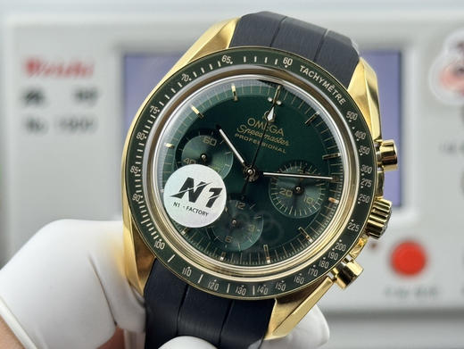 N1 Factory 欧米茄 透底 超霸系列月球表3861机芯
搭配新款5珠表带，每排五片拱形表节的表链带，佩戴舒适度和质感有更好体验。整个手表基于正品original 原版开模的精品 无可挑剔❕❕❕ 商品图2