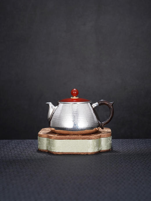 子佩集【弘福胤禧】银S999摆件【COOXHCFO001】茶具红盖锤纹小茶壶2602 商品图8
