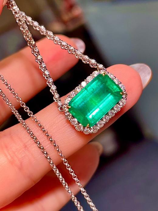 5.45克拉刻面祖母绿项链 商品图4