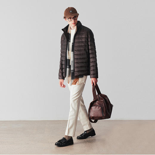 立领排骨鸭绒服 商品图3