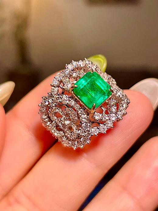 2.08克拉祖母绿戒指 商品图1