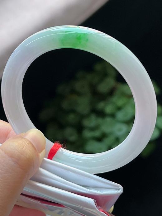 57圆条翡翠手镯 商品图0