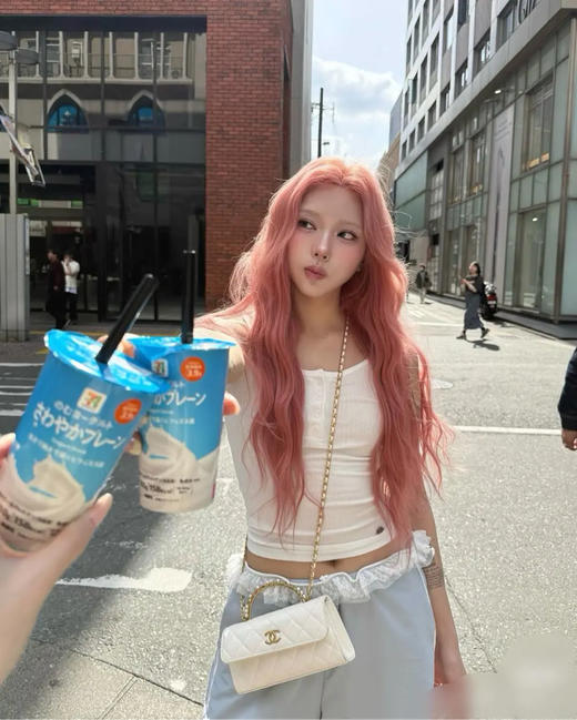 Chanel 23B 白金 珍珠钻石 手柄 羊皮 斜挎包 商品图3