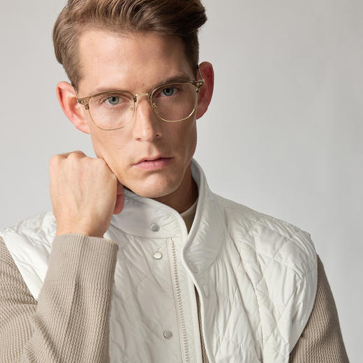 菱格绗鹅绒马甲 商品图5