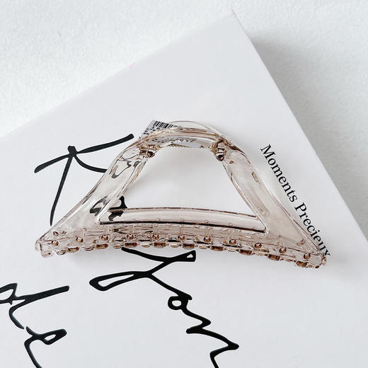 简约百搭清透三角抓夹-纪念日百货门店同款169263068 商品图1